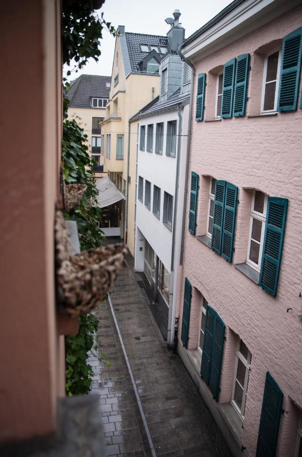 Altstadt Apartment Alisa Dusseldorf Exterior photo